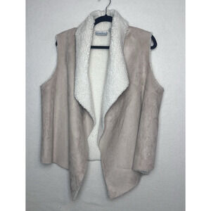 Amanda Charles Women's Faux Suede Fleece Lined Open Front Vest Size Large Tan